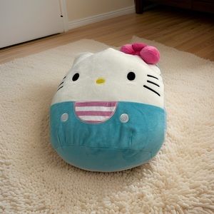 Hello Kitty Squishmallow